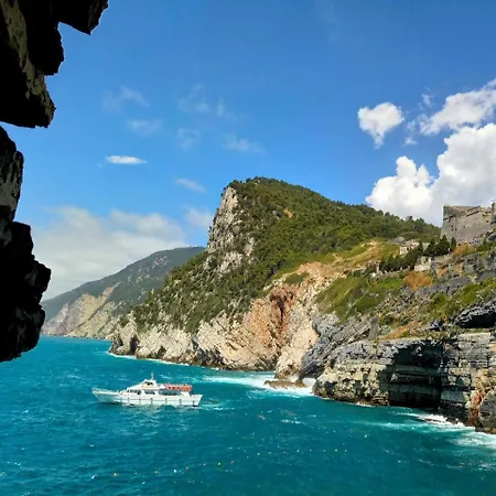 Malibu' Boat And Breakfast Porto Venere